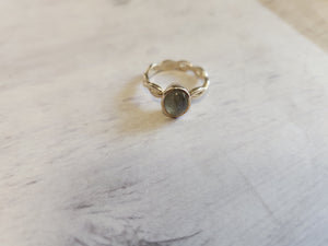 Labradorite Ring (Size 7)