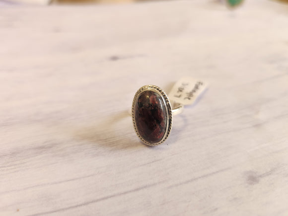 Eudialyte Ring (Size 7)