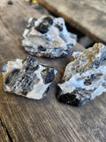 Fluor-Richterite Raw